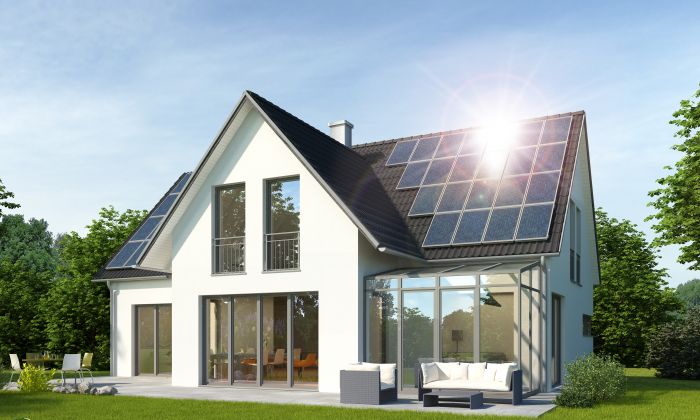 Haus mit Photovoltaik-Anlage